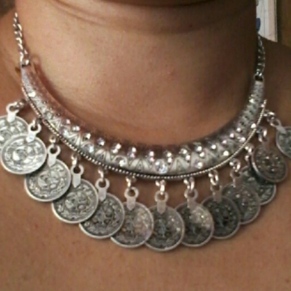 Vintage Carved Coin Tassel Choker w/ Earrings - Picture 7 of 8